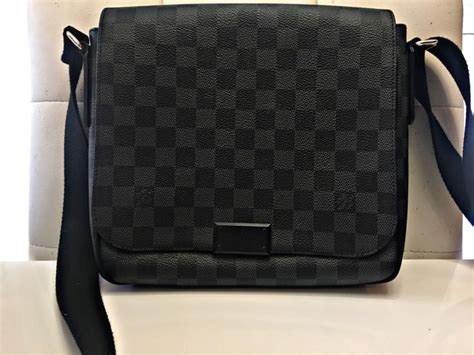 louis vuitton tas heren district pm|District PM vs Fastline : r/Louisvuitton .